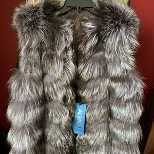 REAL FUR BLACK FOX PUFFY VEST NEW